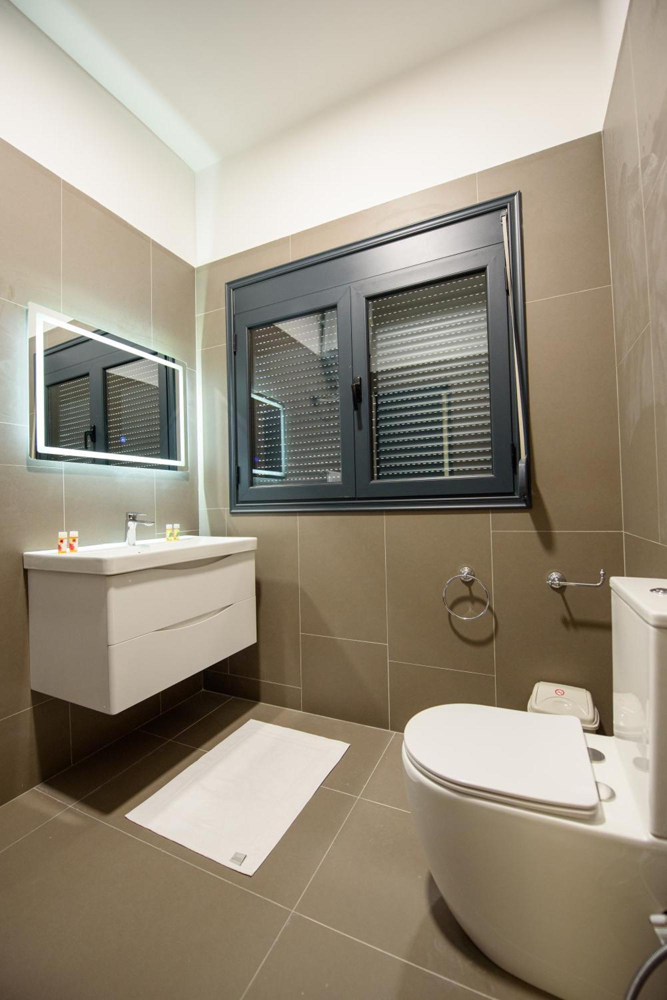 Olivium Rooms Vlore Exterior photo